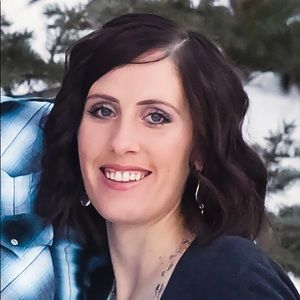 Meet your Posher, Marcia